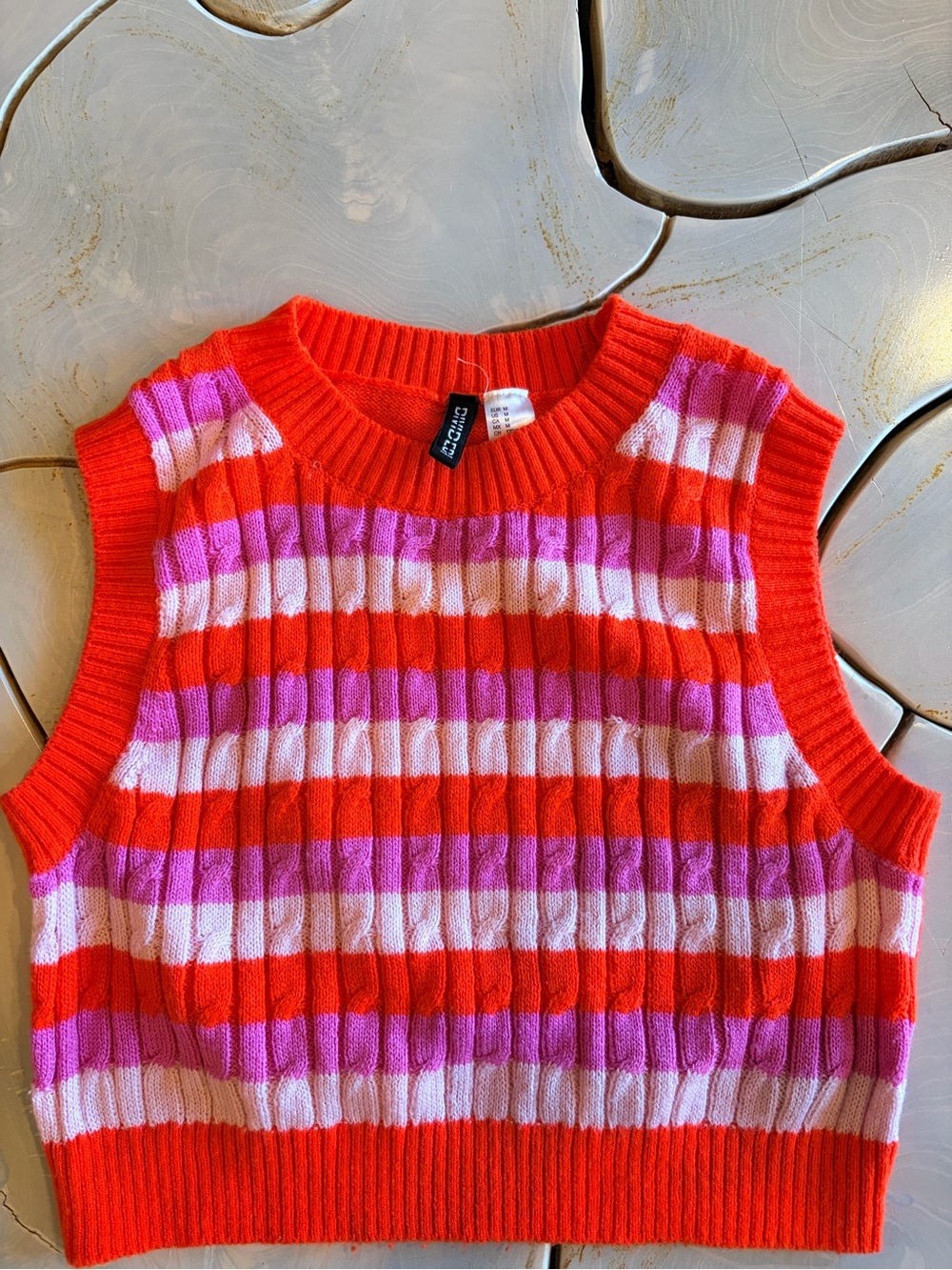 H&M Striped Sleeveless Knit Vest in Red, Pink & White